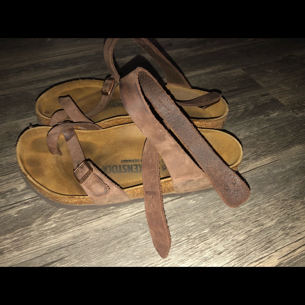 tan ankle wrap birkenstock’s!